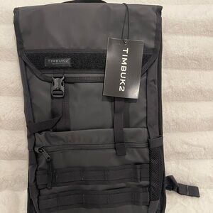 TIMBUK2 422-3-2001
ROGUE OS 15-INCH LAPTOP
CARRYING CASE BACKPACK -
BLACK